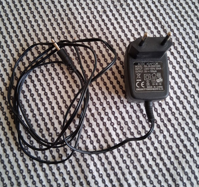 AC/DC Adapter PR-28-0500100D