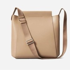 Everlane Form Bag Tan Beige Shoulder Computer Bag