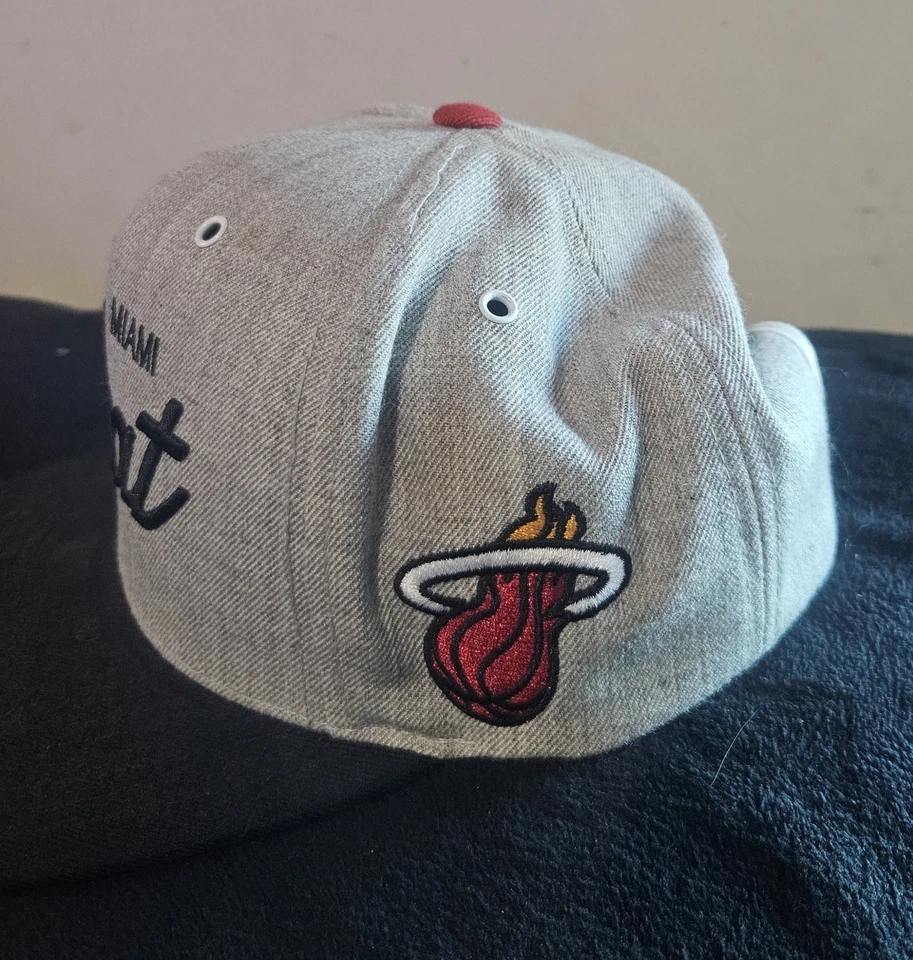 Mitchell & Ness Miami Heat Snapback Hat Black/Dark Red/Script - Image 2 of 3