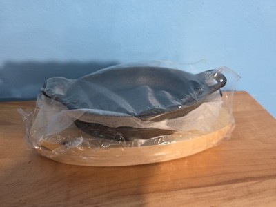Mifoci New Set Of 2 Cast Iron Skillet W Wooden Boards