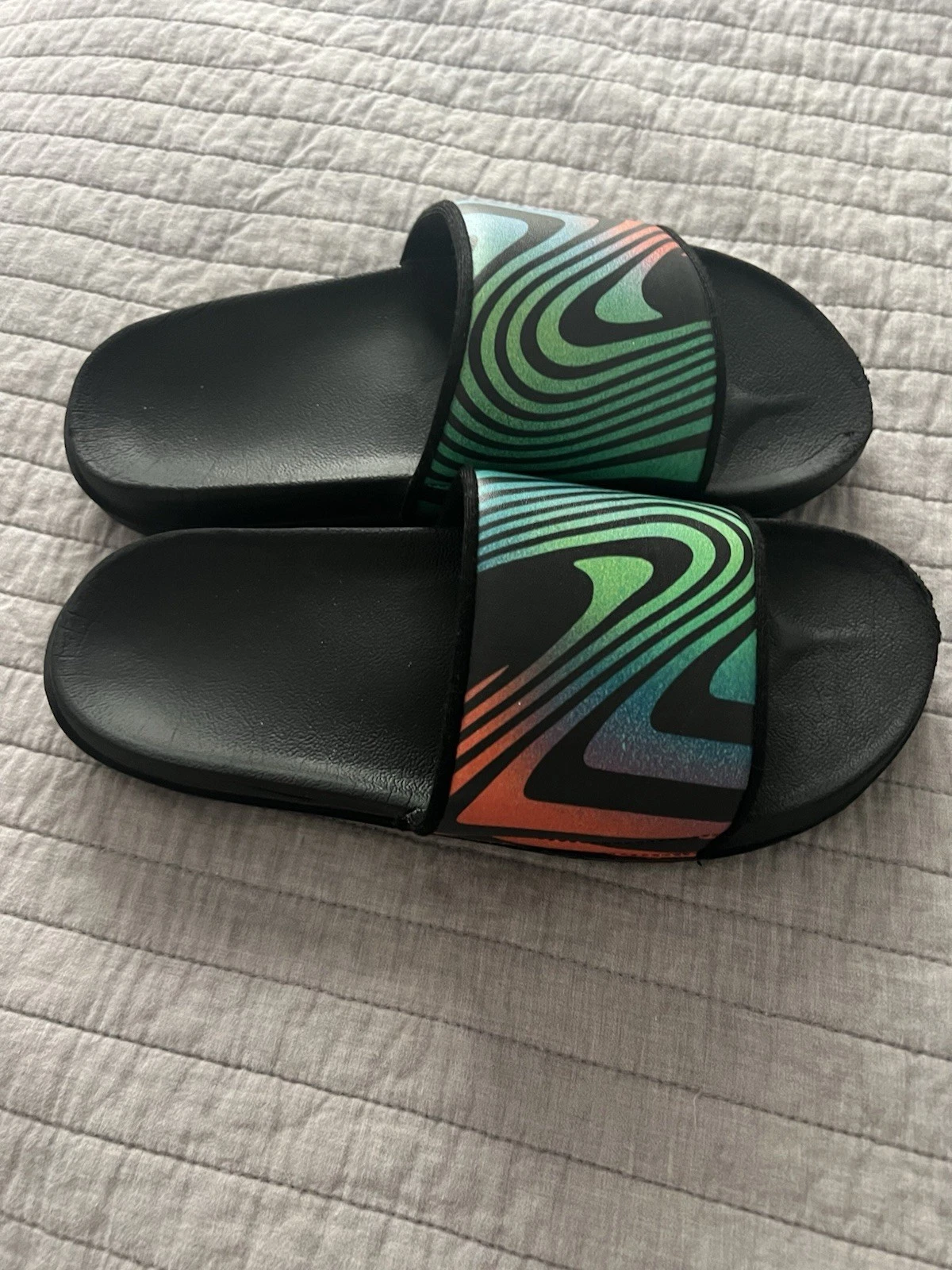 Sandali Nike Slide da donna con design a vortice colorato multi neri taglia 8