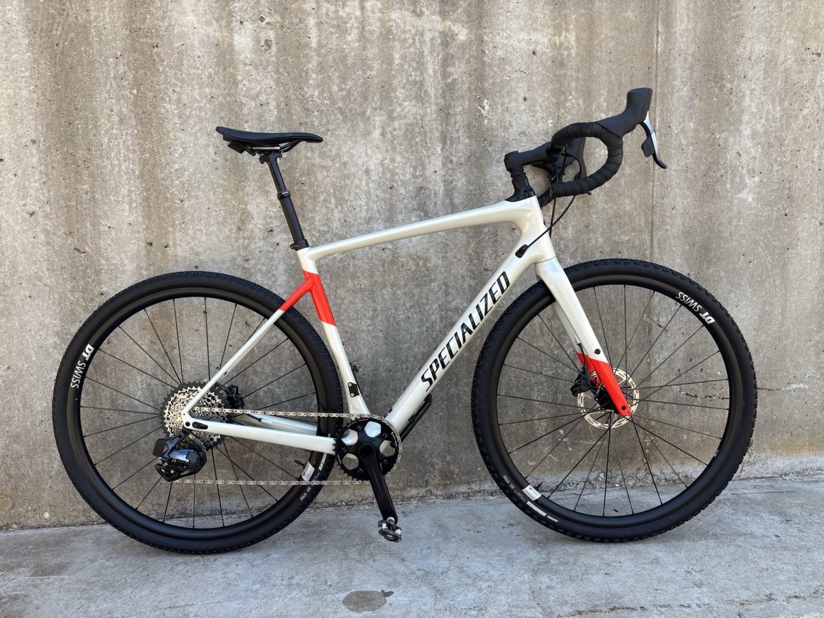 Specialized Diverge Comp 58cm SRAM Force AXS XPLR w/ new DT Swiss