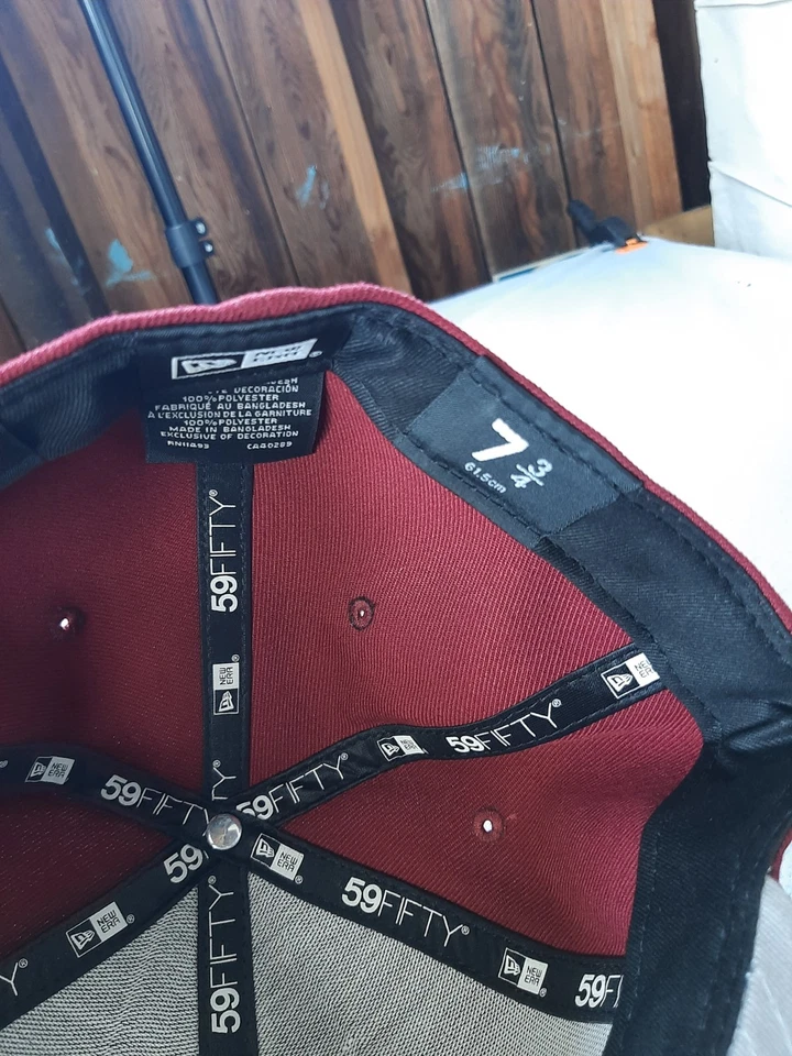 San Diego Padres MLB Baseball Cap Men's Size 7 3/4 New Era 59FIFTY Fitted Hat - Image 2 of 3