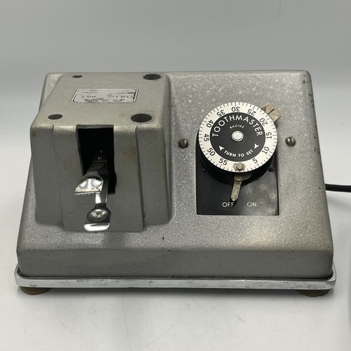 Vintage Toothmaster Tooth Master Dental Amalgamator Model 7H-2 Hi Speed Works!