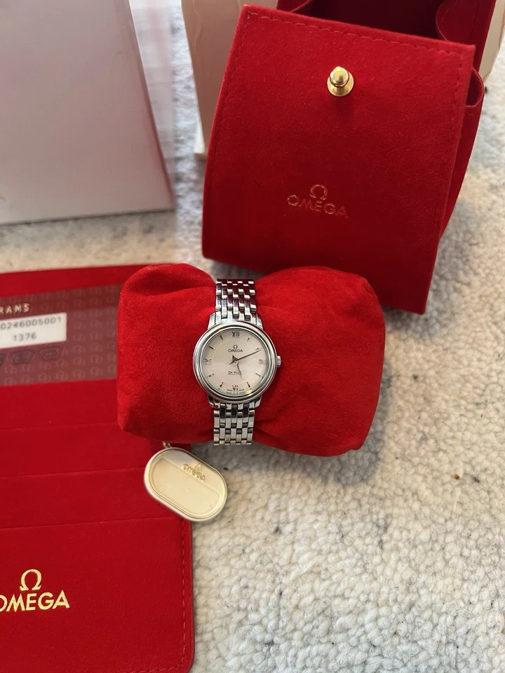 Omega De Ville Prestige White Shell Mop 424.10.24.60.05.001 Women's Quartz Watch - Image 3 of 4