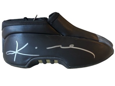 2001 Adidas Kobe Two Salesman Sample Promo Autographed Size 14 - Rare CLU Factor
