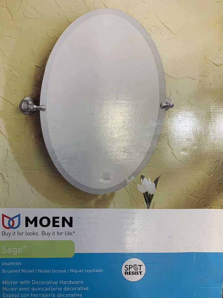 Espejo de níquel cepillado Moen DN6892BN Sage Foto 2 de 4