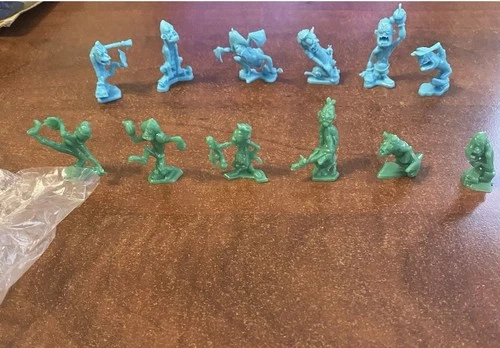 Vintage Marx Nutty Mads 1" Mini Figures: Series 1 & 2 (12 Figures) *PRIVATE*