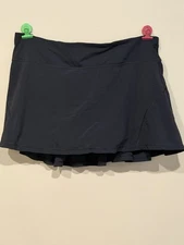 Lululemon Circuit Breaker Skirt Skort size 8 black pre-loved.