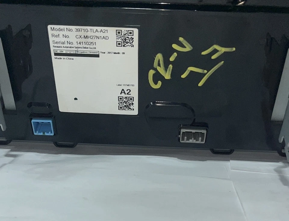 2018-2022 Honda Cr-V CRV Head Unit Radio 7" Screen 39710-TLA-A21 - Image 2 of 2