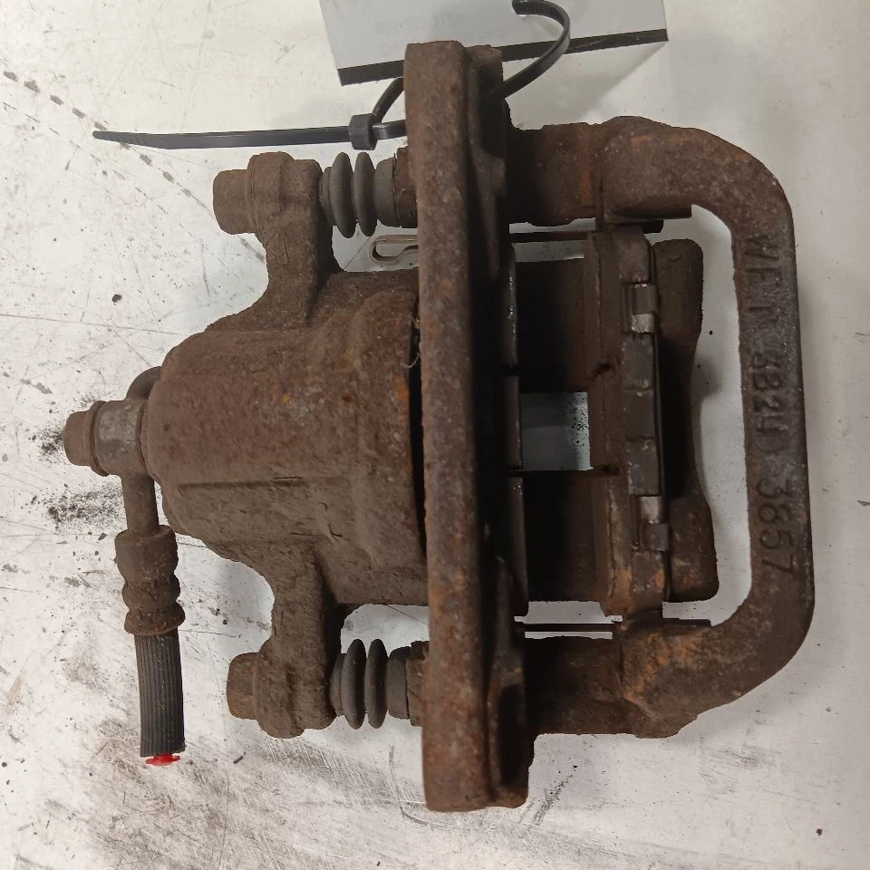 Pinça de freio traseira direita passageiro freio de estacionamento manual 13-23 Nissan LEAF - Imagem 2 de 4