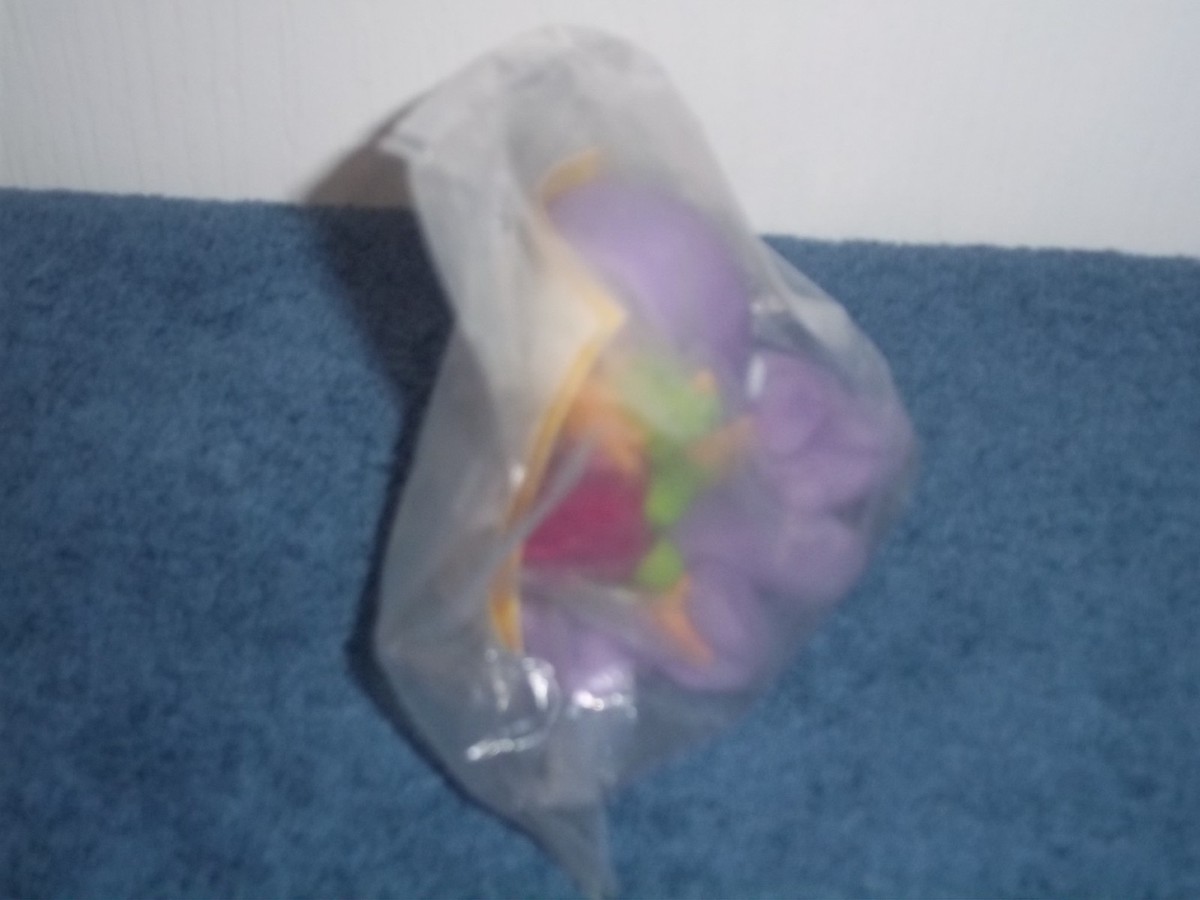 1997 HARDEES KIDS MEAL TOY - THE MAGIC SCHOOL BUS LIZ & GIZMO
