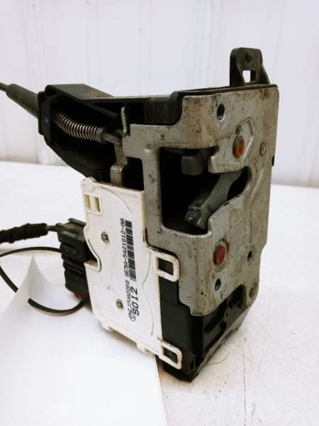 2009 MERCURY MILAN PASSENGER RIGHT DOOR LOCK ACTUATOR OEM USED  - Image 2 of 4