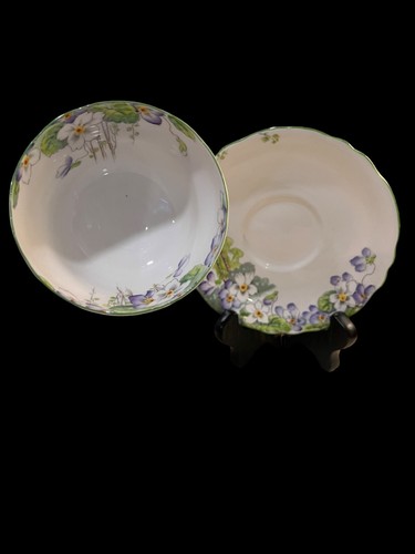 Vintage Paragon Fine China Cup & Saucer Wild Violet Florals #G1025 RARE - Picture 3 of 7