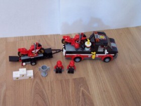  LEGO &reg; building kit no. 60084