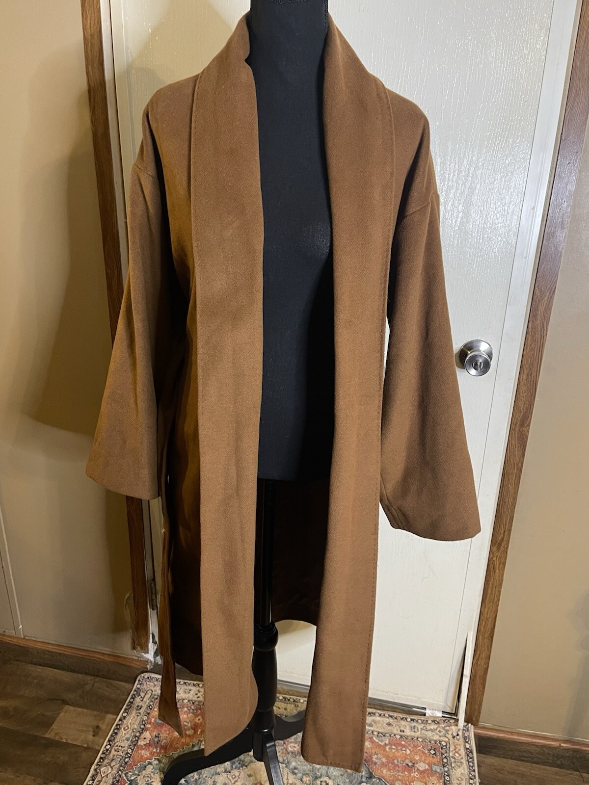 Picture 3 of 10