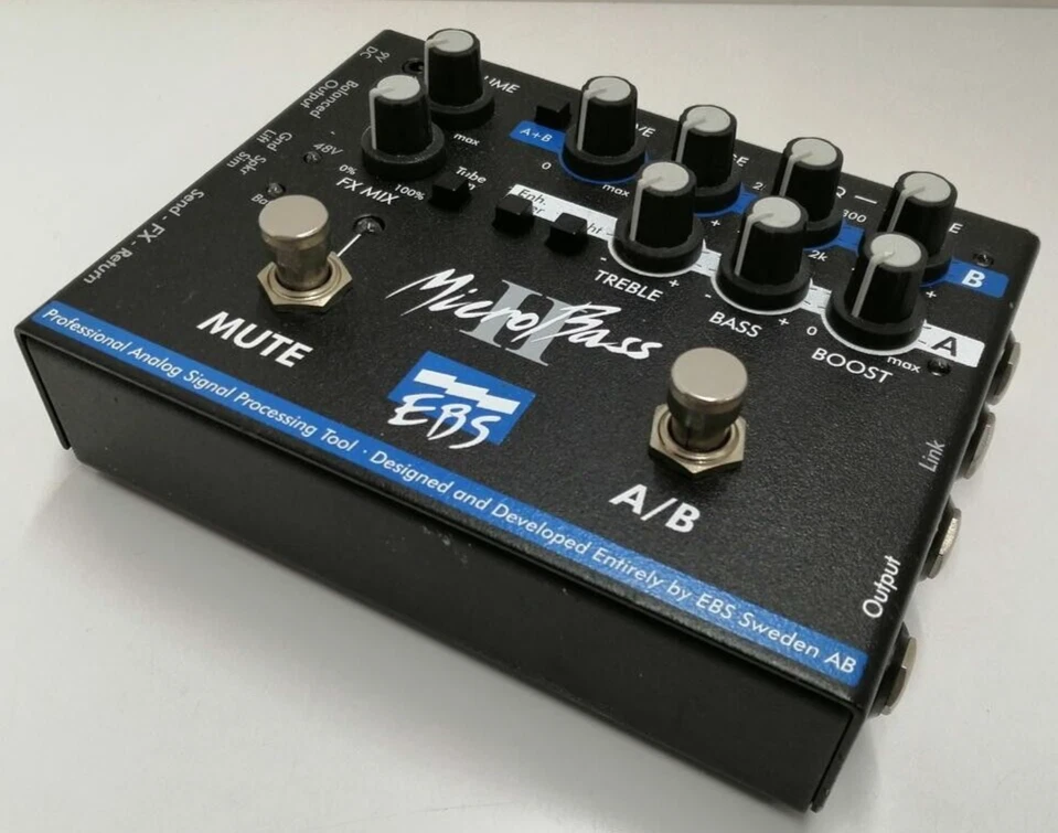 EBS Microbass II ベース用2chアウトボードプリアンプ／DI 真空管