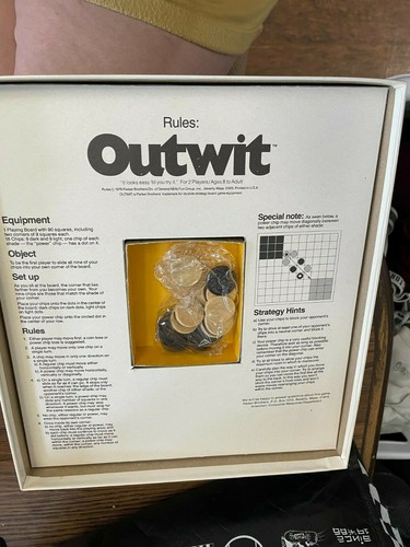 Outwit Board Game Complete Vintage 1978 Parker Brothers - Picture 4 of 4