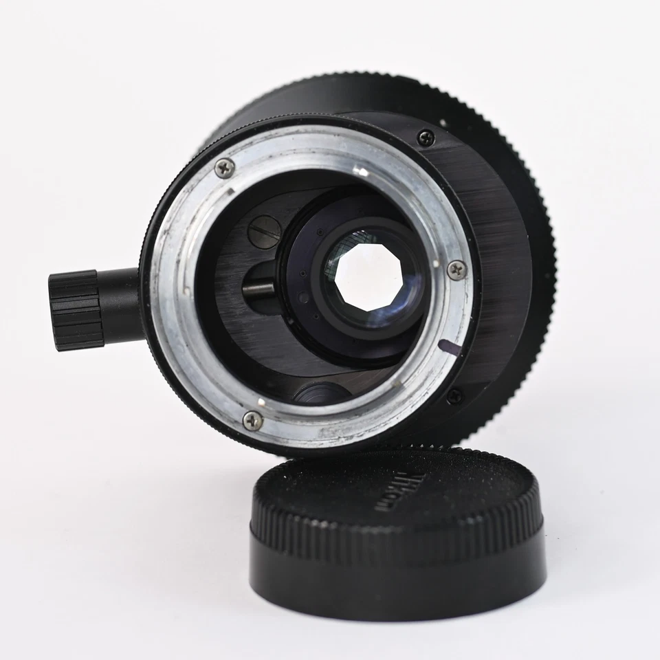 Nikon PC-Nikkor 28mm f/3.5 Shift Lens (F-mount) w/ Case – Clean Optics – SN 1869 - Image 3 of 4