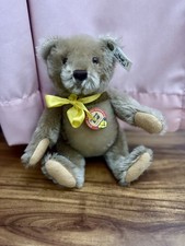  on The Hot Collector