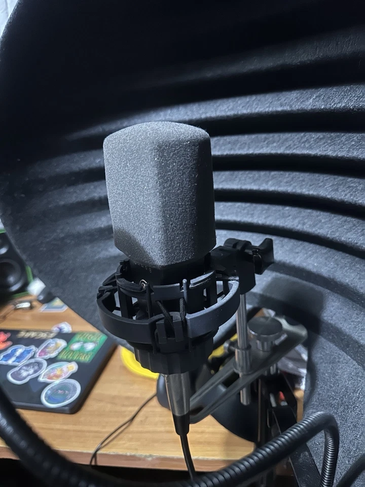 Micrófono condensador multipatrón AKG C414 XLII - Caja abierta Foto 3 de 4