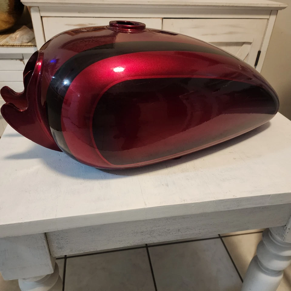 Tanque de gasolina Harley Davidson. Foto 2 de 4