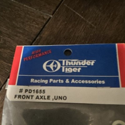 Thunder Tiger Front Axle PD1655 UNO RC Car Replacement Part 17 Years & Up