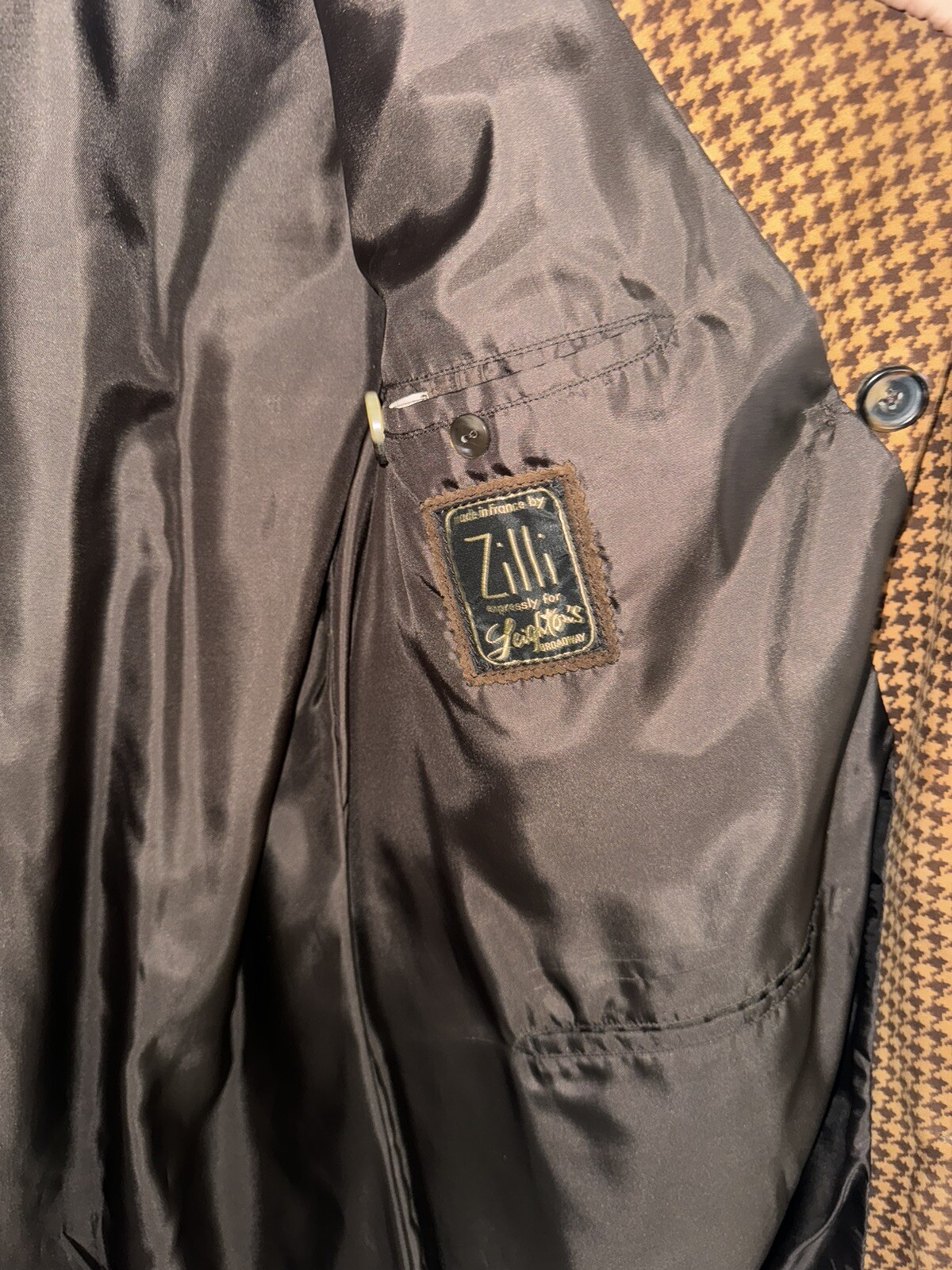 Picture 5 of 6