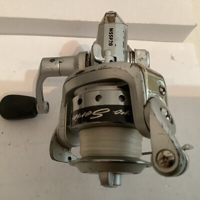 SHAKESPEARE MICRO SERIES 2 B.B. SPINNING REEL W/FOLD-UP HANDLE & LINE 