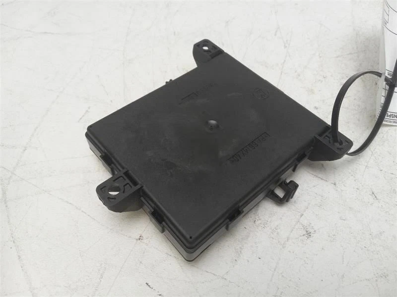 2009-2013 MERCEDES R350 R-CLASS DRIVER DOOR CONTROL MODULE OEM - Image 2 of 4