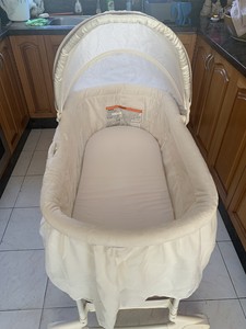 fisher price little lamb bassinet
