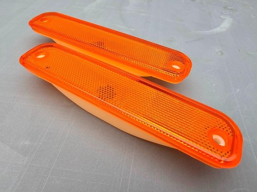 GMC Chevrolet Side Marker Lamp Amber Driver Left Passenger Right Side Pair - Picture 12 of 19