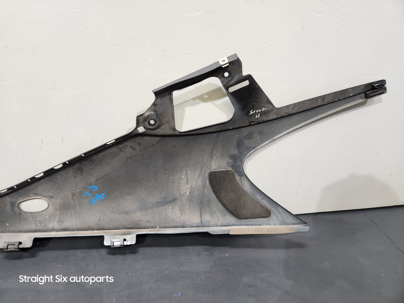 ✅ 14-20 OEM BMW i8 Rear Left C Pillar Quarter Trim Cover Body Panel Black 2