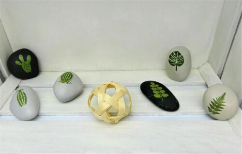 3 Decoración Piedras Con Impresión Patrón Cactus Follaje Verde Negro Blanco Mesa - Picture 1 of 5