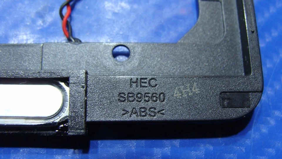 Dell Venue 8 8" T02D003  OEM Tablet Speaker Loudspeaker WKJRV GLP* - Image 2 of 4