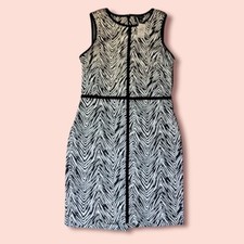 Ann Taylor Zebra print soft aliveness dress size 6 petite