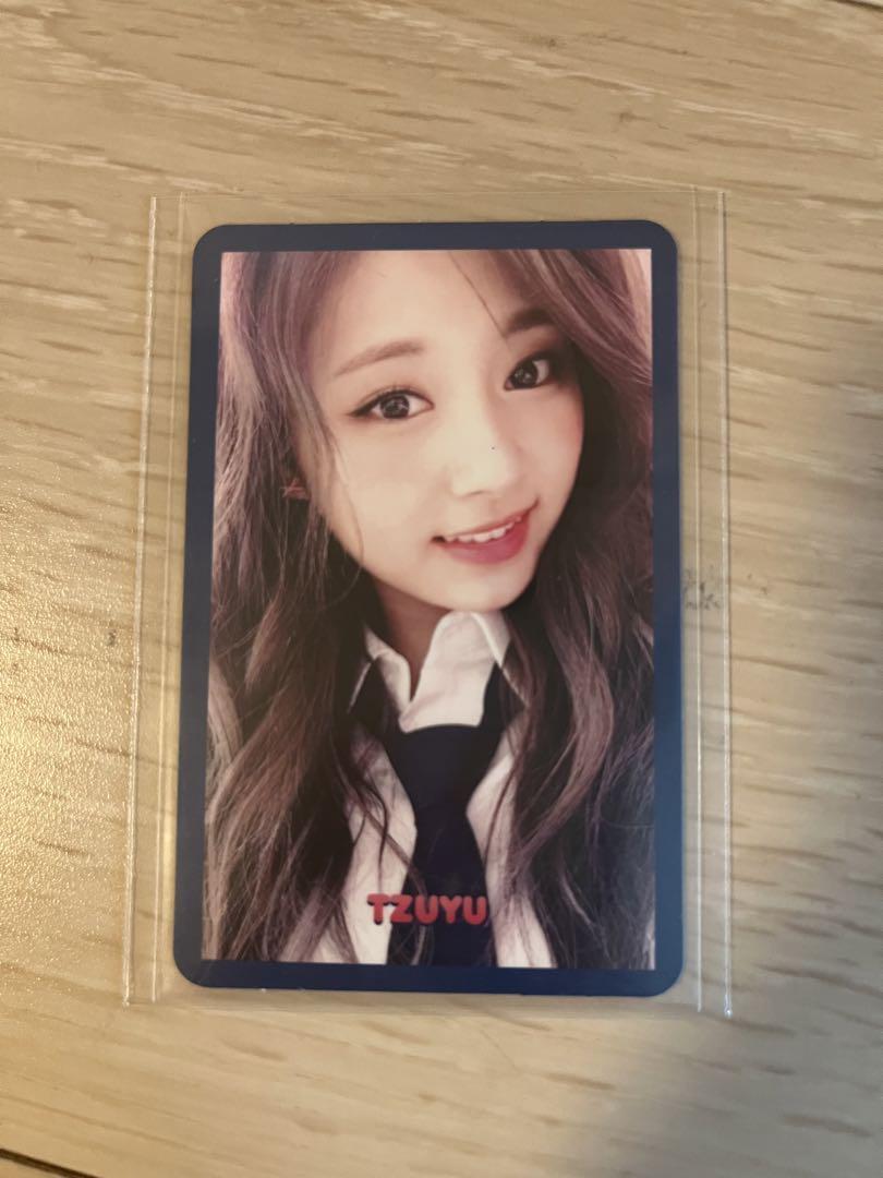 タレントカード TWICE NiziU 100枚限定】TWICE、NiziUなどの限定カードがもらえるチャンス