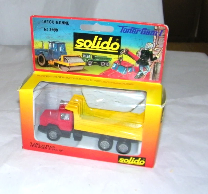 No22 ミニカー1/50？ IVECO TRAKKER イヴエコ　トラッカー No22 ミニカー1/50？ IVECO TRAKKER イヴエコ トラッカー No22