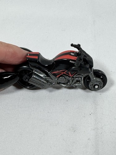Hot Wheels Ducati Disable Motorcycle