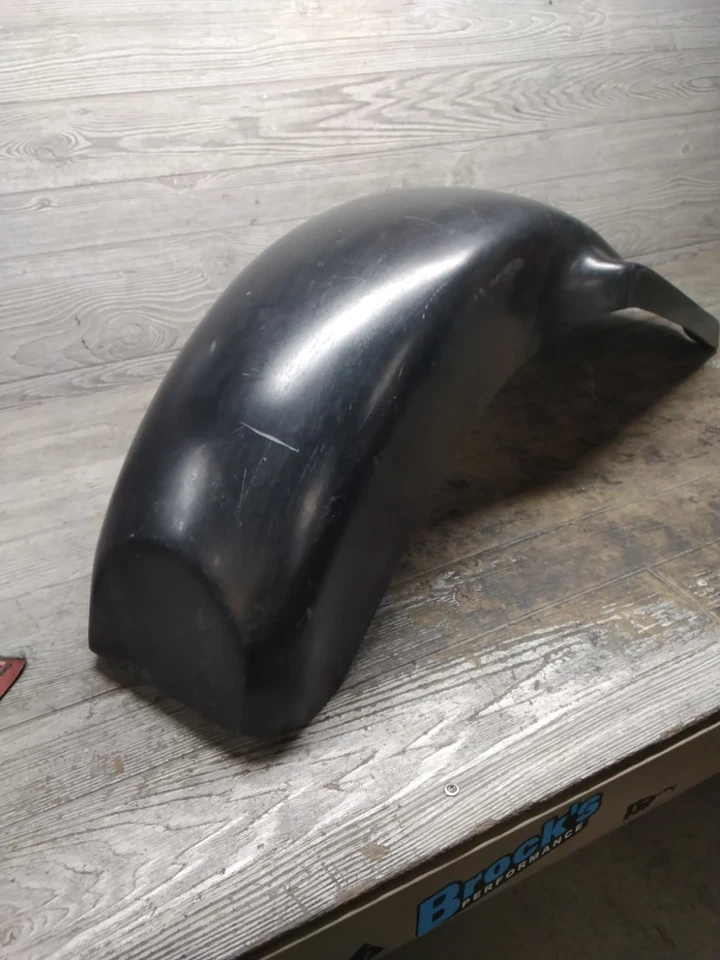 Guardabarros trasero estirado de fibra de vidrio para Harley Davidson Touring 9-13 sin terminar Foto 3 de 4