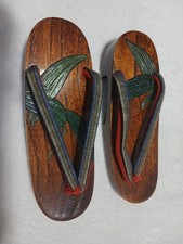 Beautiful Wooden Geisha Painted Sandals