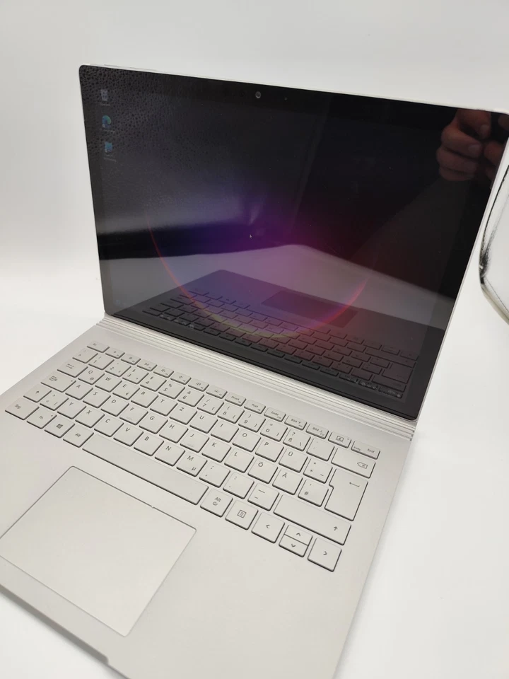 Microsoft Surface Book 3 13,5" Convertible Touch i5-1035G7 8GB RAM 256GB K876 - Bild 4 von 4
