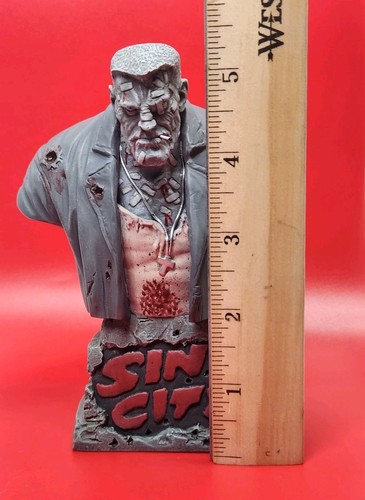 Frank Miller's Sin City DF Variant Bloody Marv Bust Sculpture 151 Of 250 Made - Picture 7 of 7