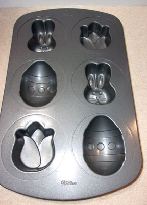 WILTON NON STICK 6 CAVITY SPRING THEMED TULIP EASTER EGG BUNNY TREATS PAN MOLD