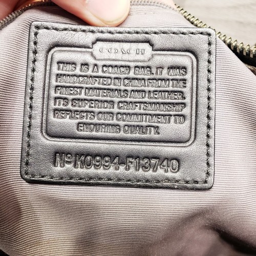 Coach Soho Signature Schultertasche schwarz Hobo Logo Jacquard Lackleder F13740 - Bild 11 von 14