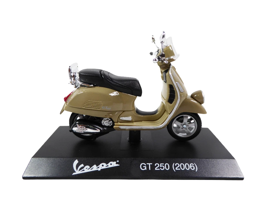 Vespa GT 250 2006 - 1:18 Maisto Motorrad Roller Motorroller Scooter S0056 - Bild 2 von 4