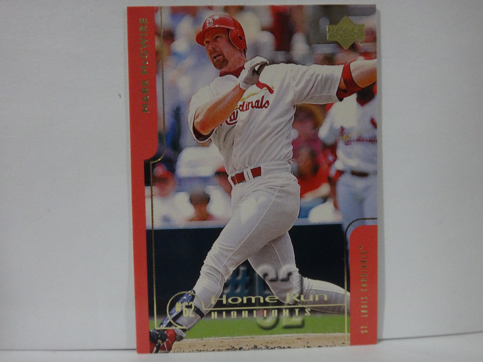 MARK McGWIRE - 1999 Upper Deck Challengers for 70 - "Home Run Highlights" - #62