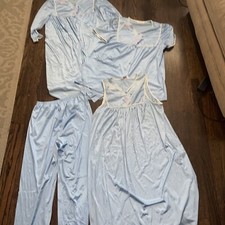 Vtg Vanity Fair 4Piece Nylon Pajama Set gownPants Shirt Robe SBlue Floral med