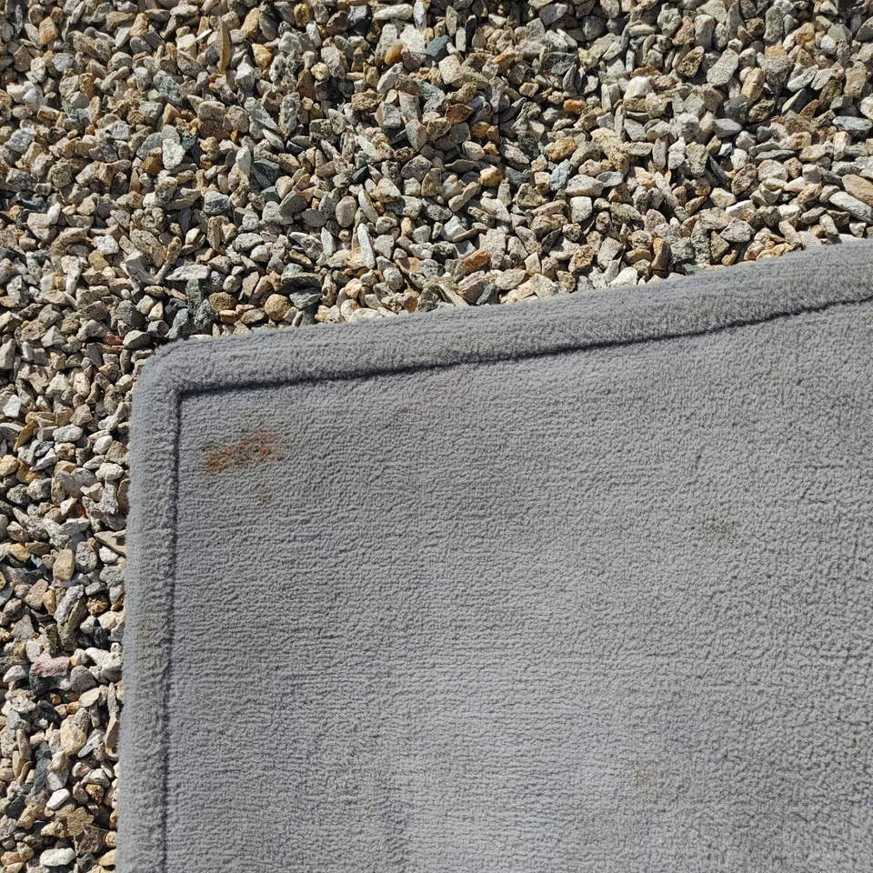 Оригинальный передний правый напольный коврик для Lexus LS400 95-00 годов выпуска - Изображение 3 из 4