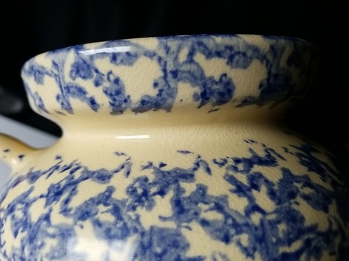 RRP Robinson Ransbottom Blue Spongeware 1 Qt. Bean Pot Roseville Ohio Pottery - Picture 9 of 9